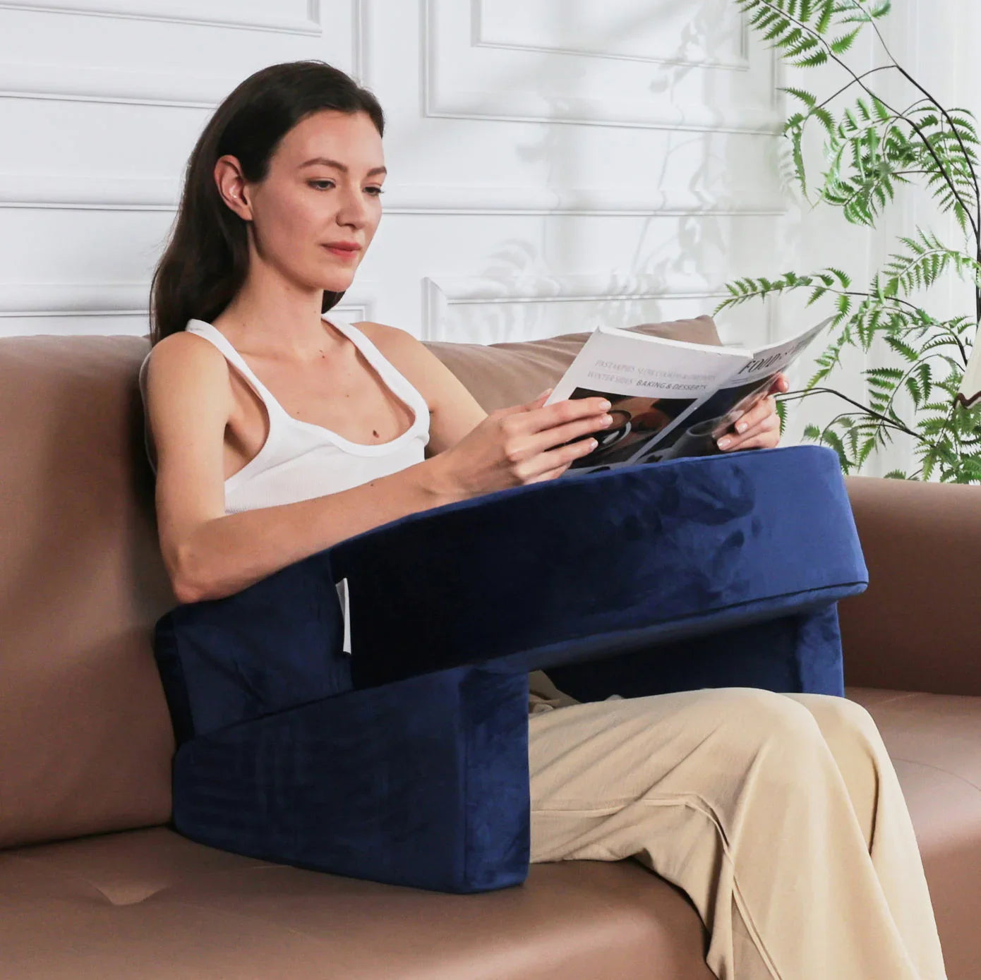 Coussin de lecture au lit - bleu foncé