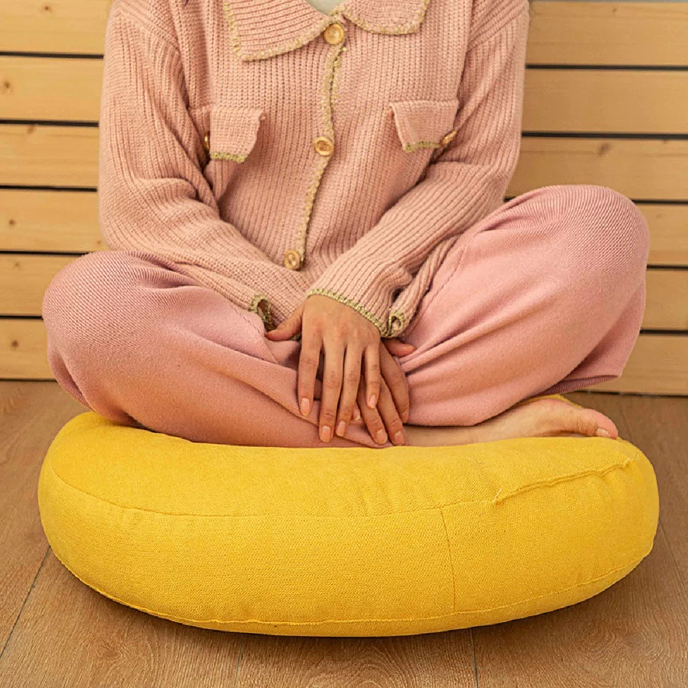 Coussin de sol jaune