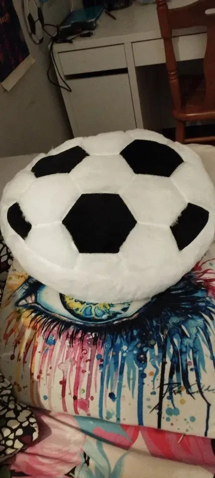 Un coussin en ballon de football