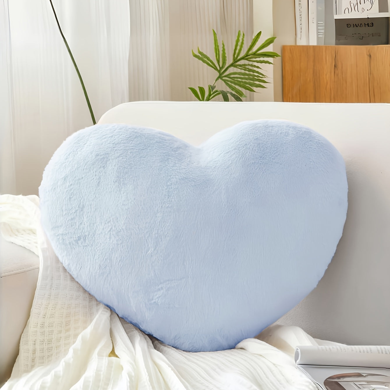 Coussin en forme de cœur - bleu / 33cm