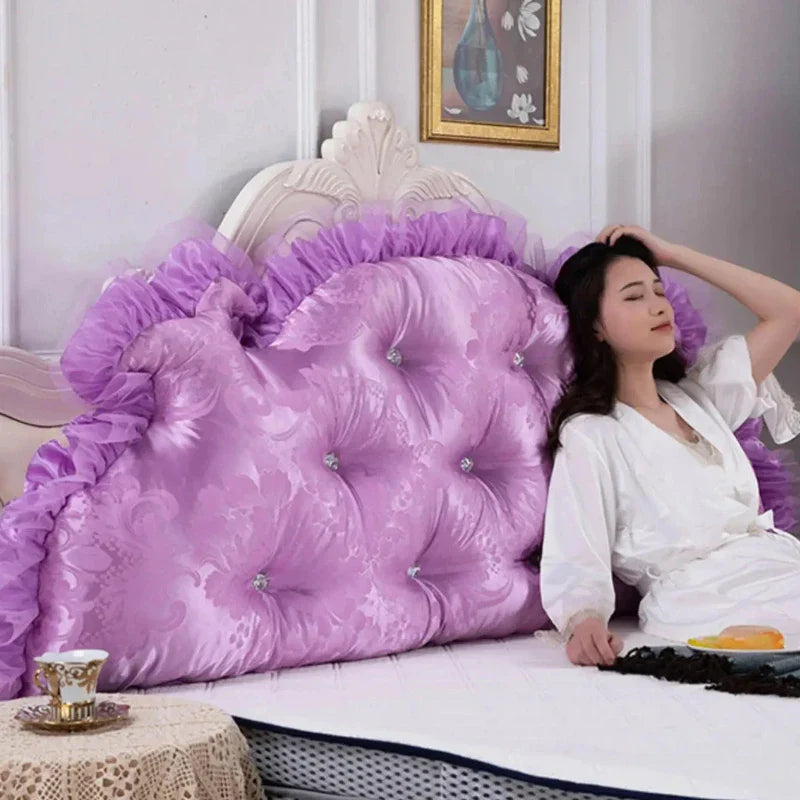Coussin en tête de lit
