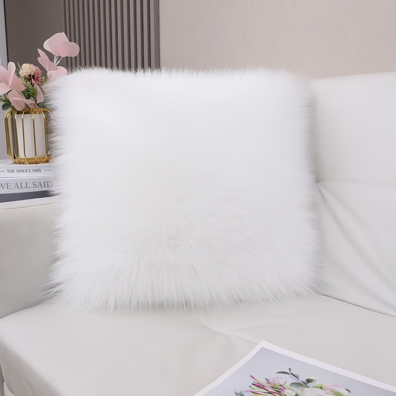 Coussin fausse fourrure - blanc