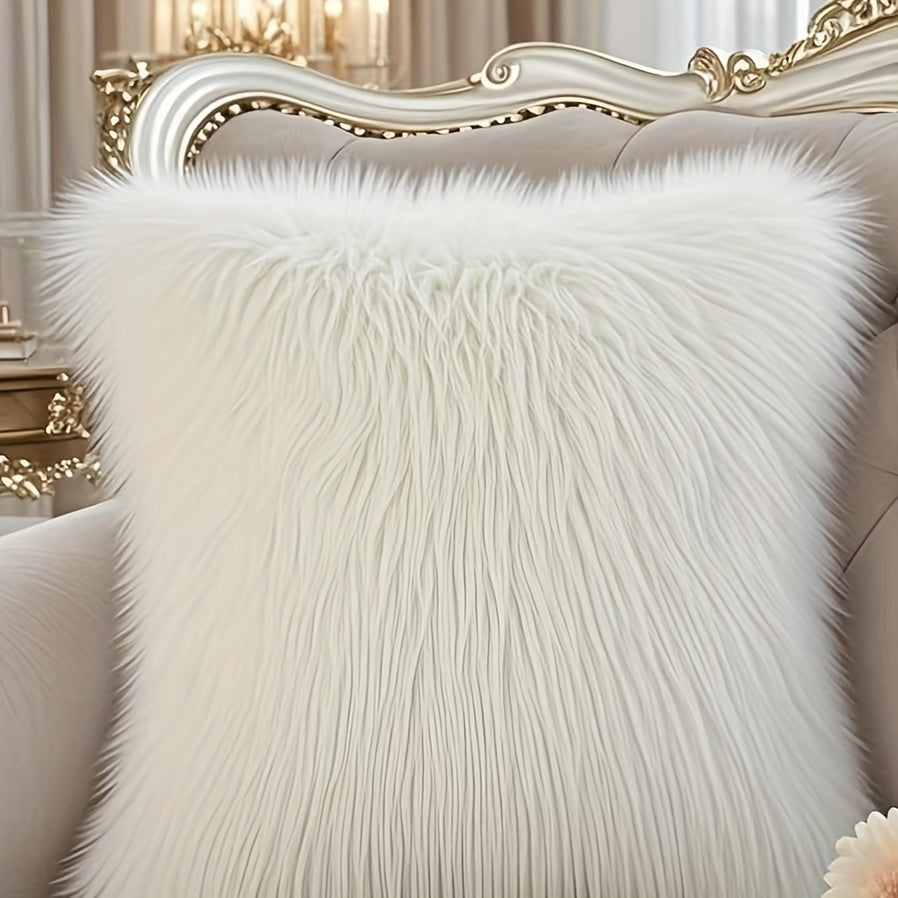 Coussin fausse fourrure