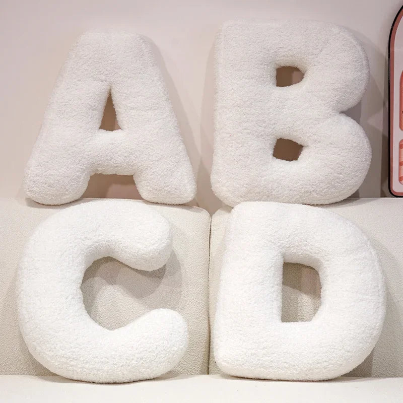 Coussin lettres