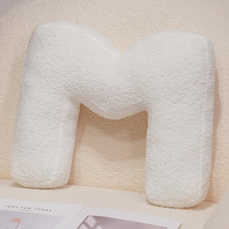 Coussin lettres - m