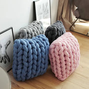 Coussin tressé