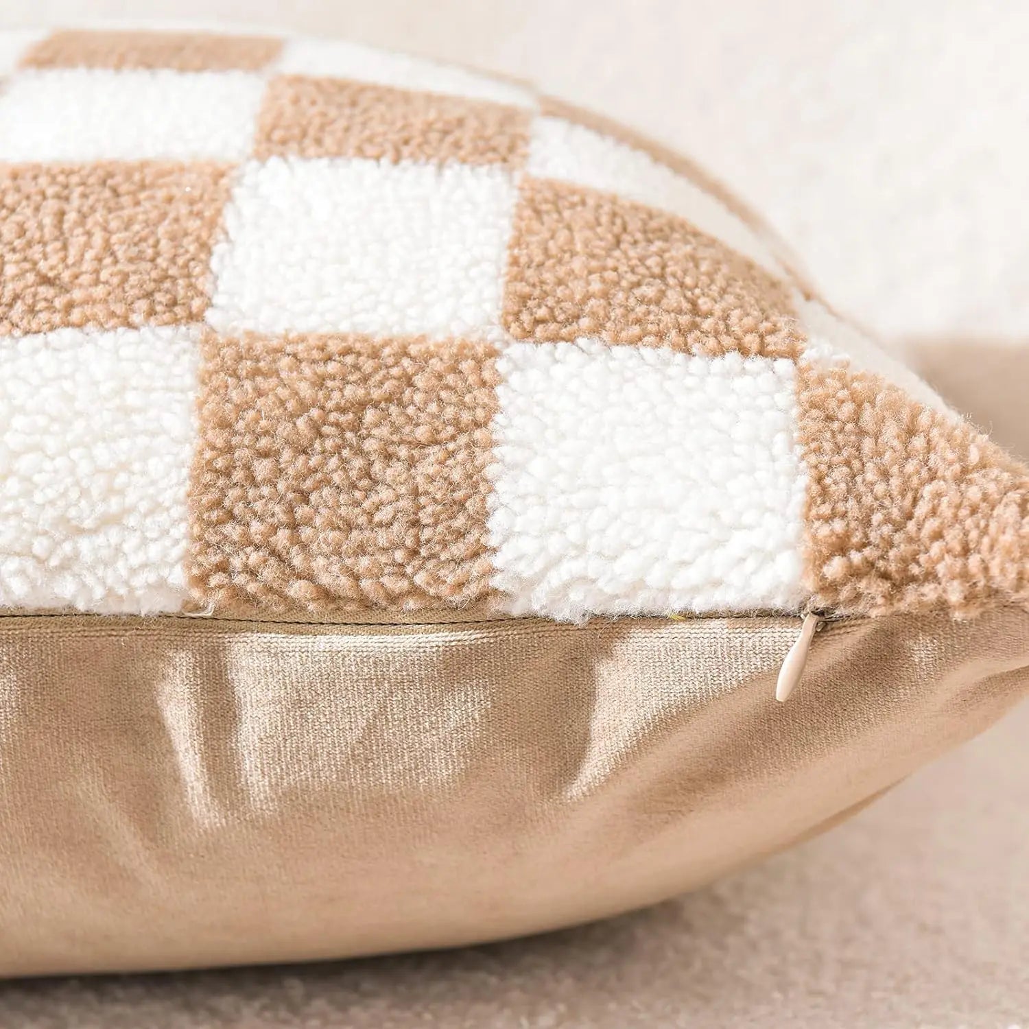 Housse de coussin damier