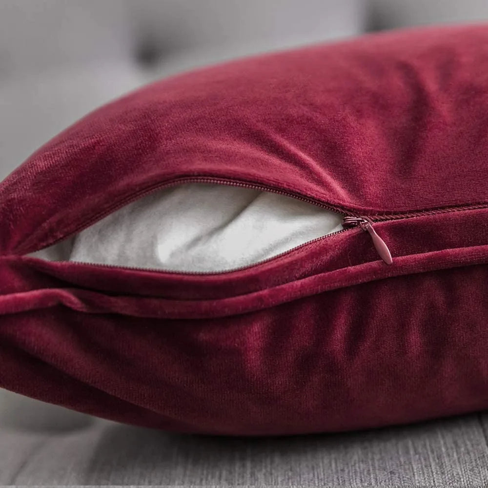 Housse de coussin rouge